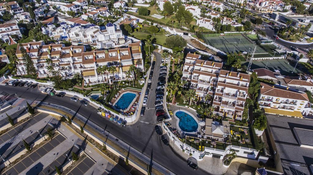 Apartamentos Las Rosas De Capistrano Nerja Exterior photo