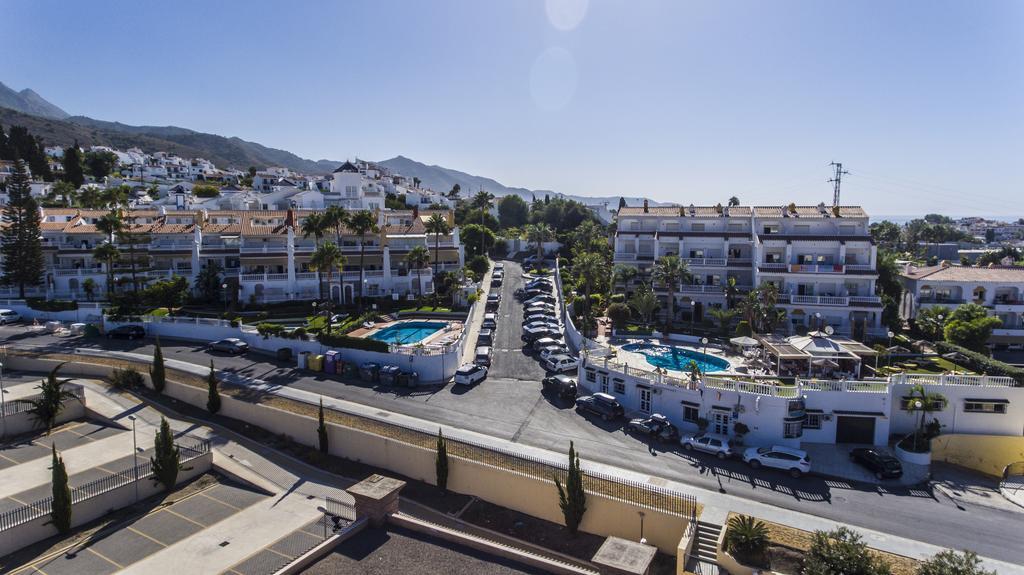 Apartamentos Las Rosas De Capistrano Nerja Exterior photo